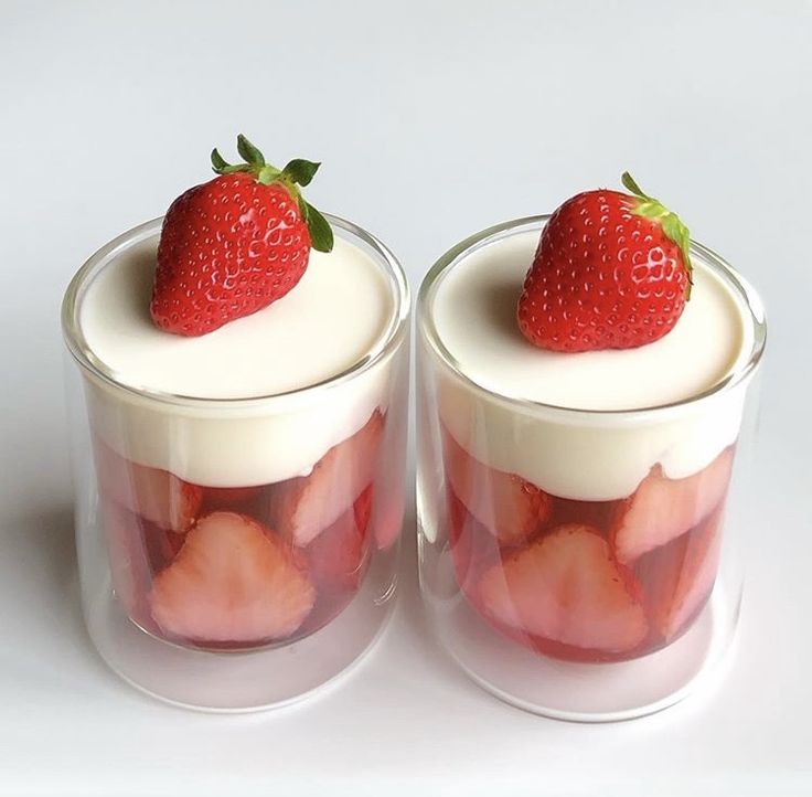 Strawberry Pudding (40k)
